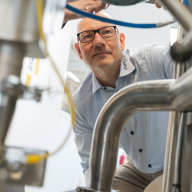 Thomas M. Flowvogn 1 1